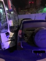 Иномарка врезалась в автобус в Вологде