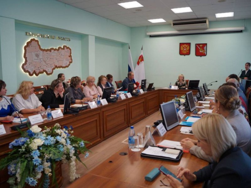 Поддержку военнослужащих и их семей обсудили на расширенном заседании коллегии Департамента соцзащиты населения Вологодской области