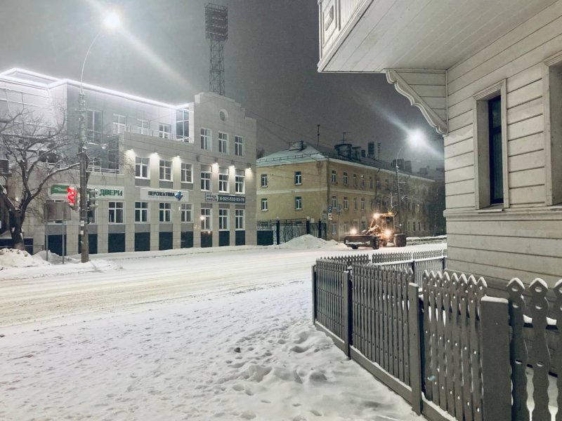 Уборка вологодских улиц от снега началась сегодня ночью