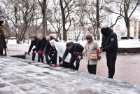 В преддверии Дня защитника Отечества в Вологде состоялось возложение цветов к Вечному огню