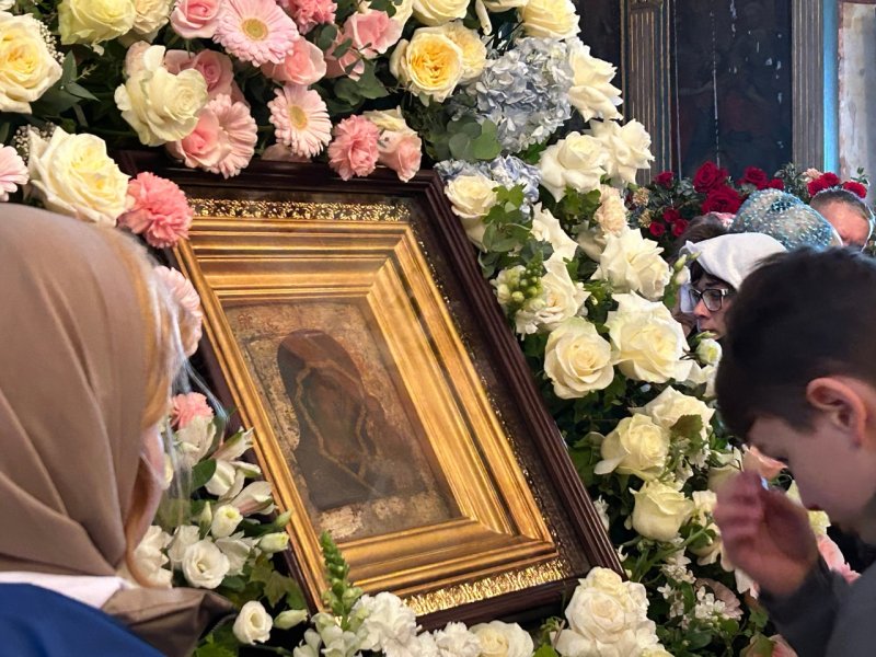 Всероссийский молебен о Победе: вологжане встретили чудотворную икону Казанской Божией Матери