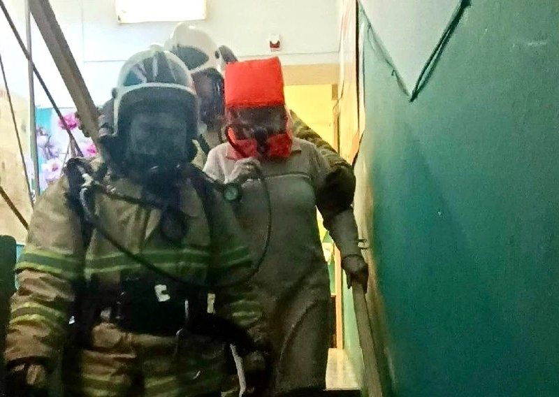 Пожарно-тактические учения прошли в доме-интернате для престарелых и инвалидов в Бабаевском округе